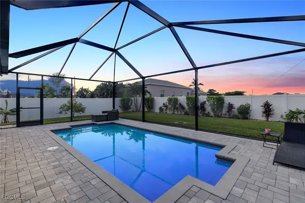 307 NE 6th Terrace, Cape Coral, FL 33909