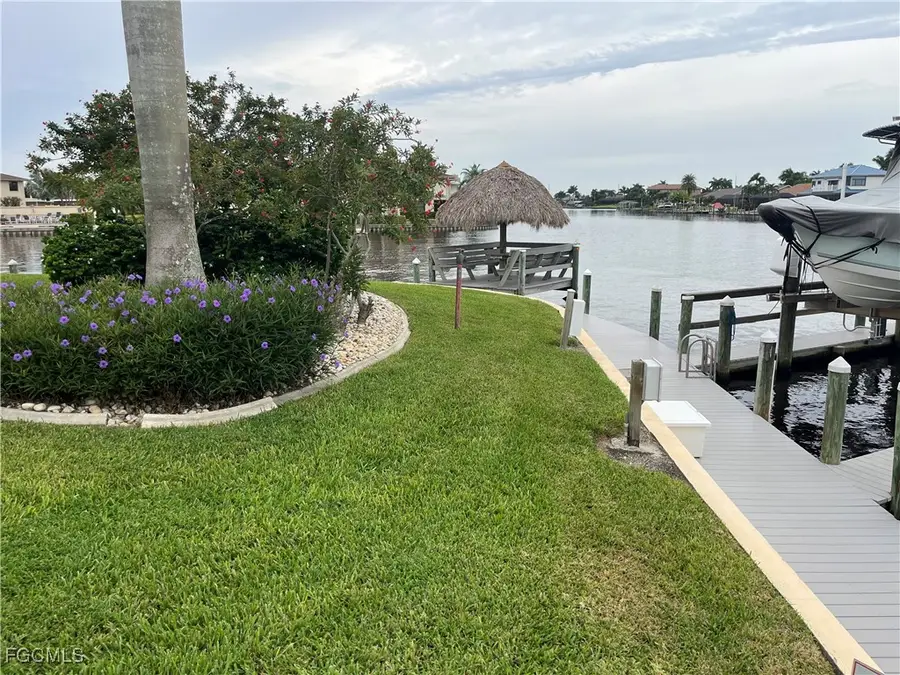 4002 SE 20th Place #4, Cape Coral, FL 33904 - Image #3