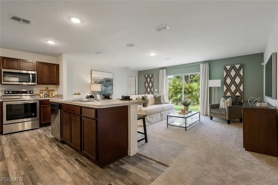 929 NW 8th Place, Cape Coral, FL 33993 - Image #2