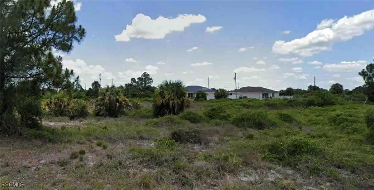 915 Citrus Avenue S, Lehigh Acres, FL 33974 - Image #1