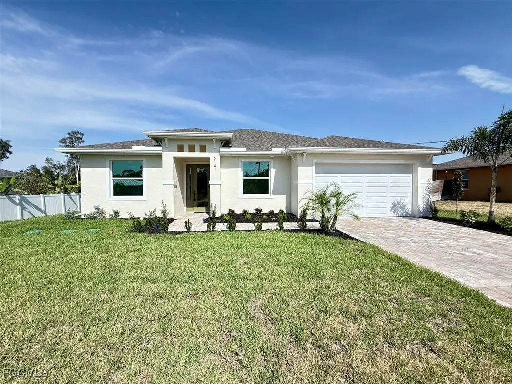 6141 Arbor Avenue, Fort Myers, FL 33905 - Image #1