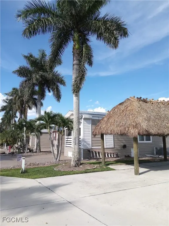 5129 Cypress Trail Resort Circle, Fort Myers, FL 33905 - #2