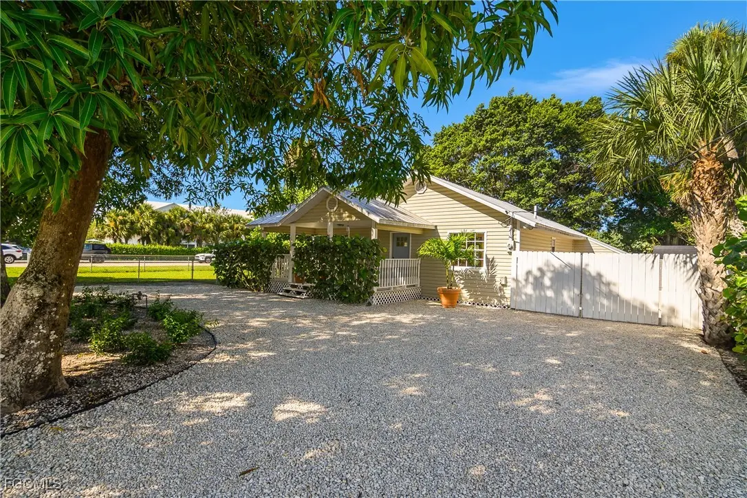 27748 Pullen Avenue, Bonita Springs, FL 34135 - Image #1