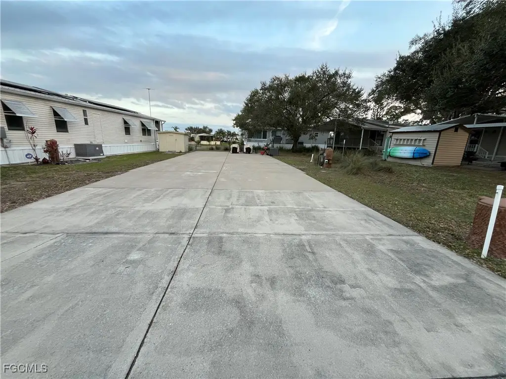 37 Saddlebag Trail, Lake Wales, FL 33898 - Image #1