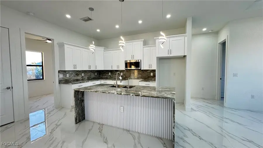 3801 3rd Street Sw, Lehigh Acres, FL 33976 - #3