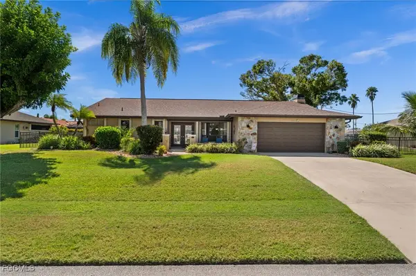 1922 SE 5th Street, Cape Coral, FL 33990