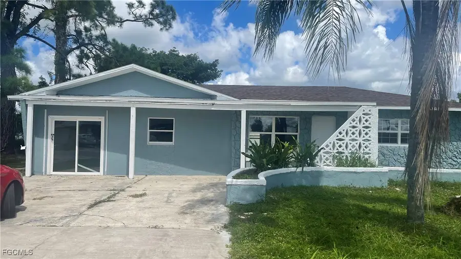 1001 Coolidge Avenue, Lehigh Acres, FL 33936 - Image #2