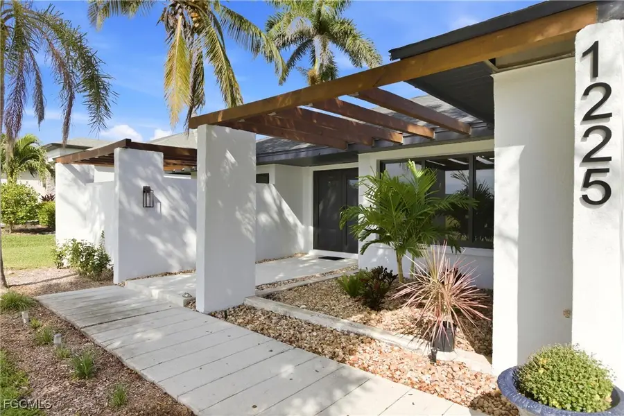 1225 SW 52nd Street, Cape Coral, FL 33914 - Image #3