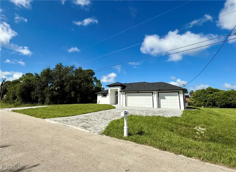 609 Mckinley Avenue, Lehigh Acres, FL 33972 - Image #2