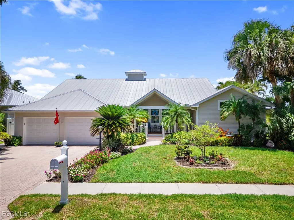 12625 Coconut Creek Court, Fort Myers, FL 33908 - Image #1