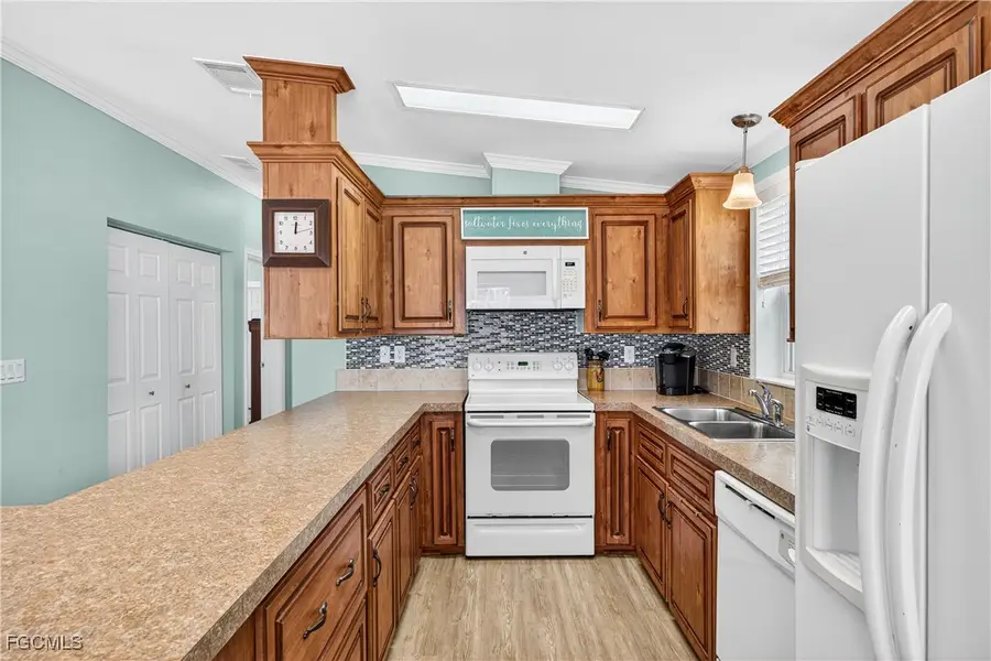 5720 Maplewood Court, Fort Myers, FL 33905 - Image #3