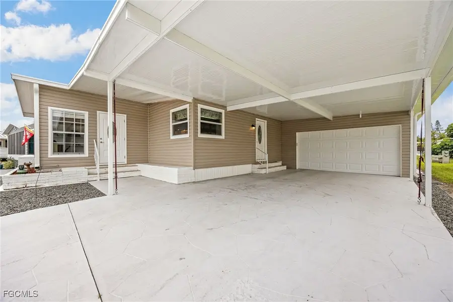 487 Jacklin Lane, North Fort Myers, FL 33903 - Image #2