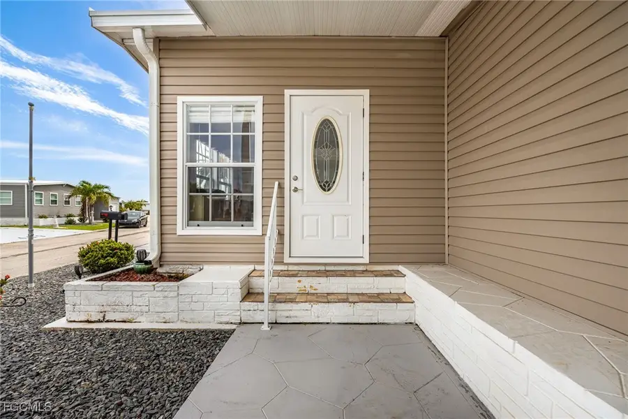 487 Jacklin Lane, North Fort Myers, FL 33903 - Image #3
