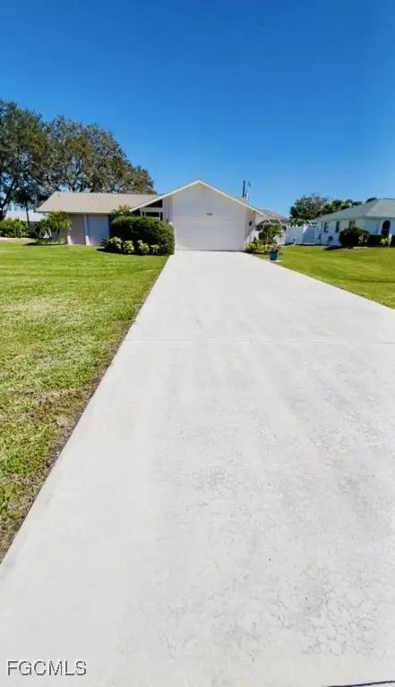 9390 Gulfstream Boulevard, Englewood, FL 34224 - Image #1