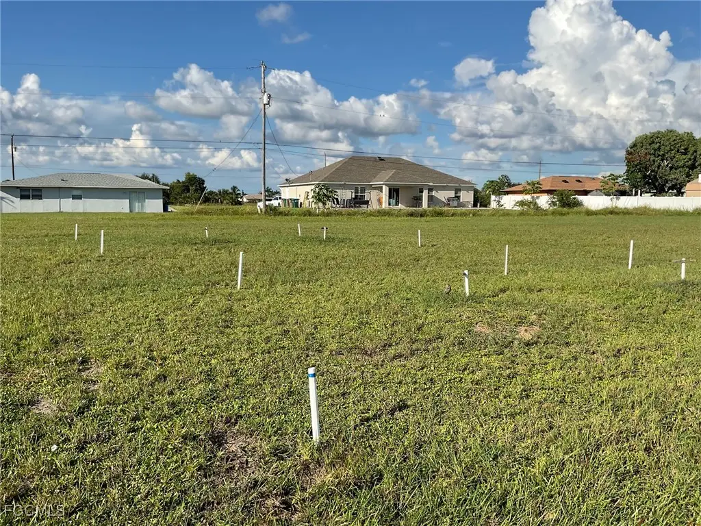 1805 NE 17th Street, Cape Coral, FL 33909 - Image #1