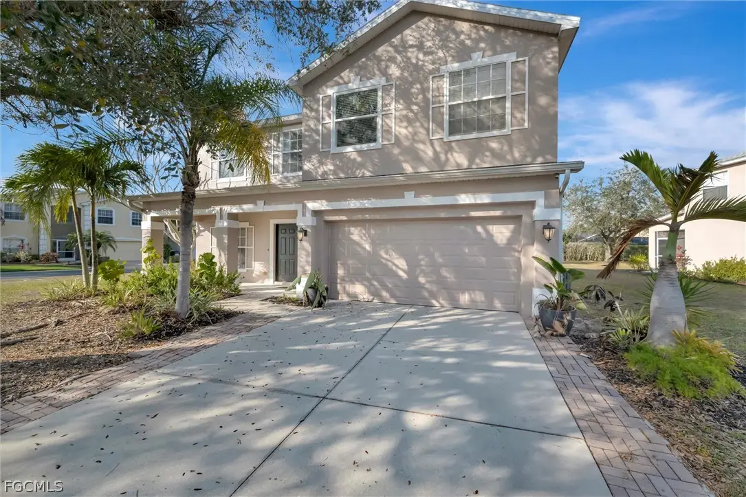 8860 Falcon Pointe Loop, Fort Myers, FL 33912 - #1