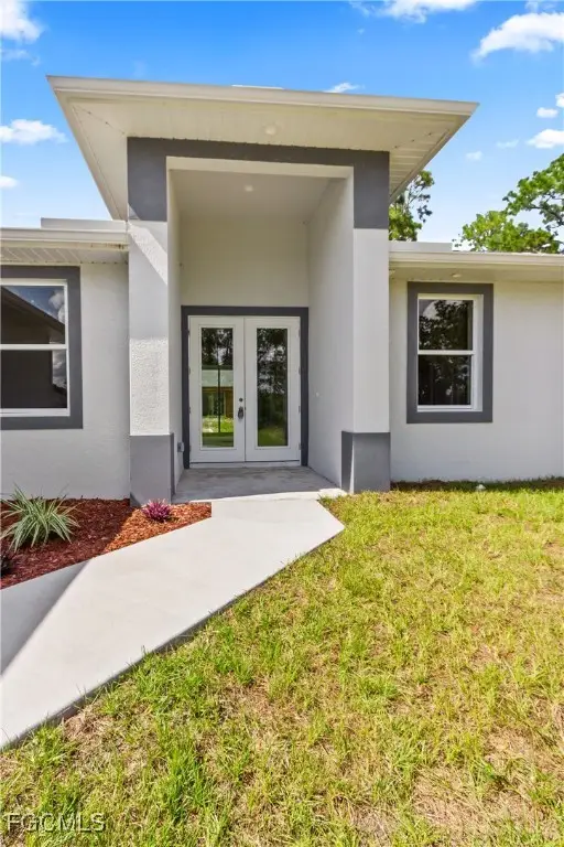 410 Thames Avenue, Labelle, FL 33935 - Image #2