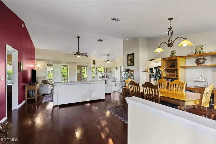 2114 SE 8th Place, Cape Coral, FL 33990 - Image #3