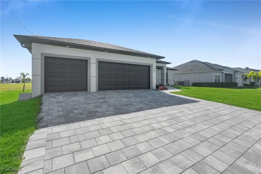 2021 NW 41st Avenue, Cape Coral, FL 33993 - Image #2