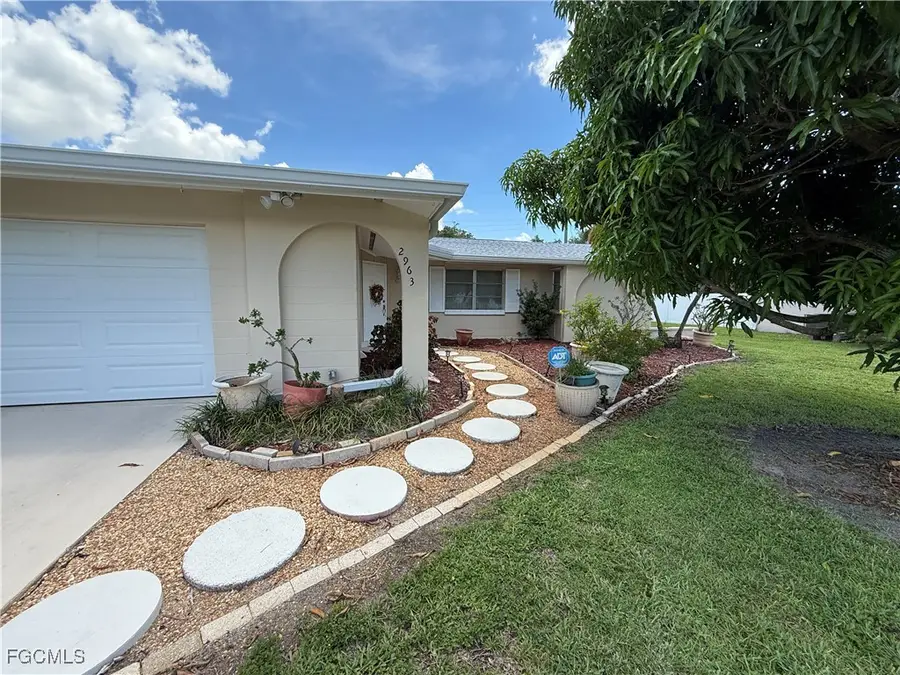 2963 Holly Road, Fort Myers, FL 33901 - Image #2