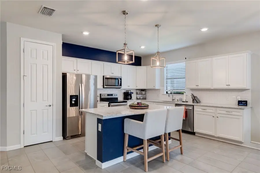 16000 Palmetto Prairie Drive, Alva, FL 33920 - Image #2