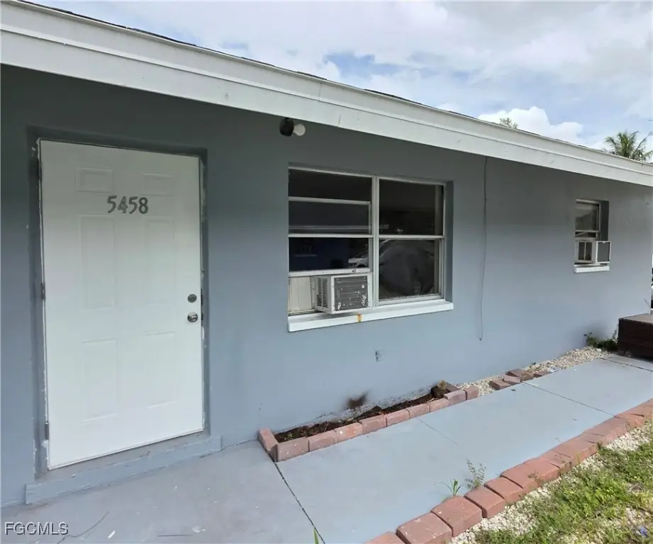 5458/5460 Tenth Avenue, Fort Myers, FL 33907 - Image #1