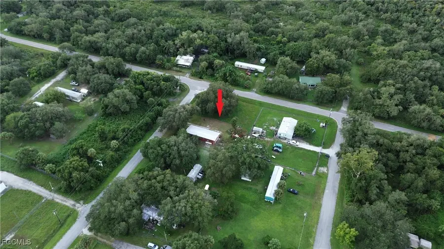 323 Seminole Avenue, Palmdale, FL 33944 - Image #2