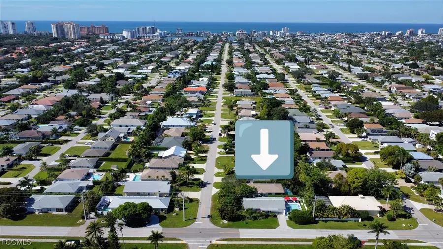 793 95th Avenue N, Naples, FL 34108 - Image #2