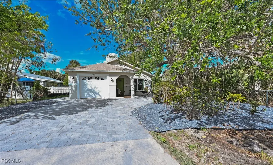 793 95th Avenue N, Naples, FL 34108 - Image #3