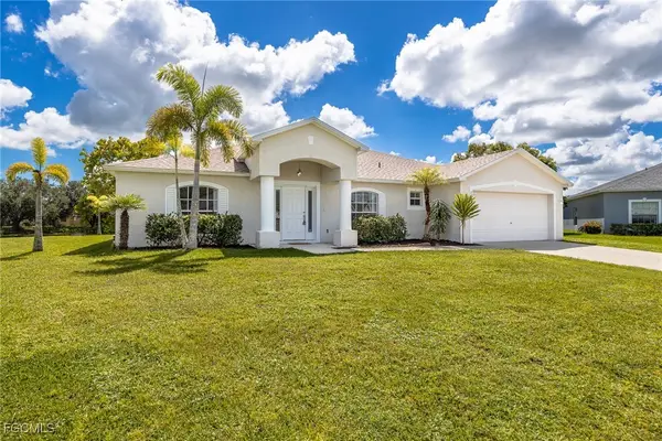 2560 Hawks Preserve Drive, Fort Myers, FL 33905