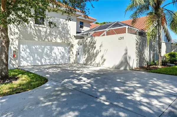 4293 Court Lane #15C, Naples, FL 34109