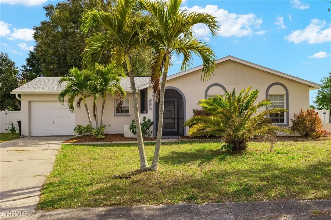 935 Hearty Street, North Fort Myers, FL 33903 - Image #1