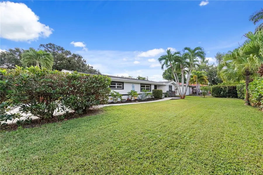 4701 Mcgregor Boulevard, Fort Myers, FL 33901 - Image #3