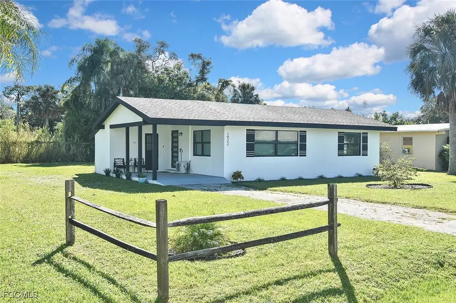 1922 Flamingo Drive, North Fort Myers, FL 33917 - Image #2