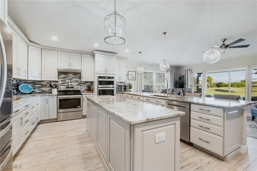 1203 N Brandywine Circle, Fort Myers, FL 33919 - Image #2