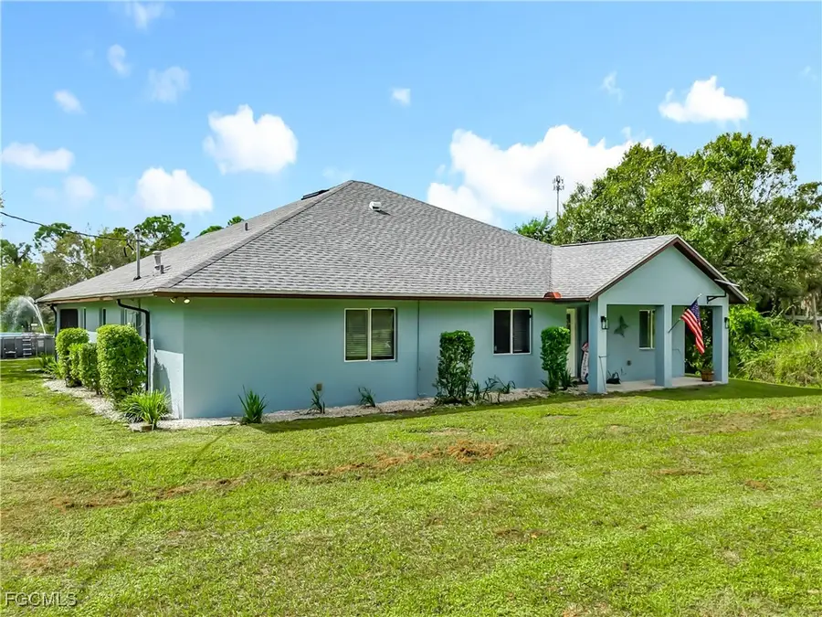 7823 Canal Terrace, Labelle, FL 33935 - Image #3