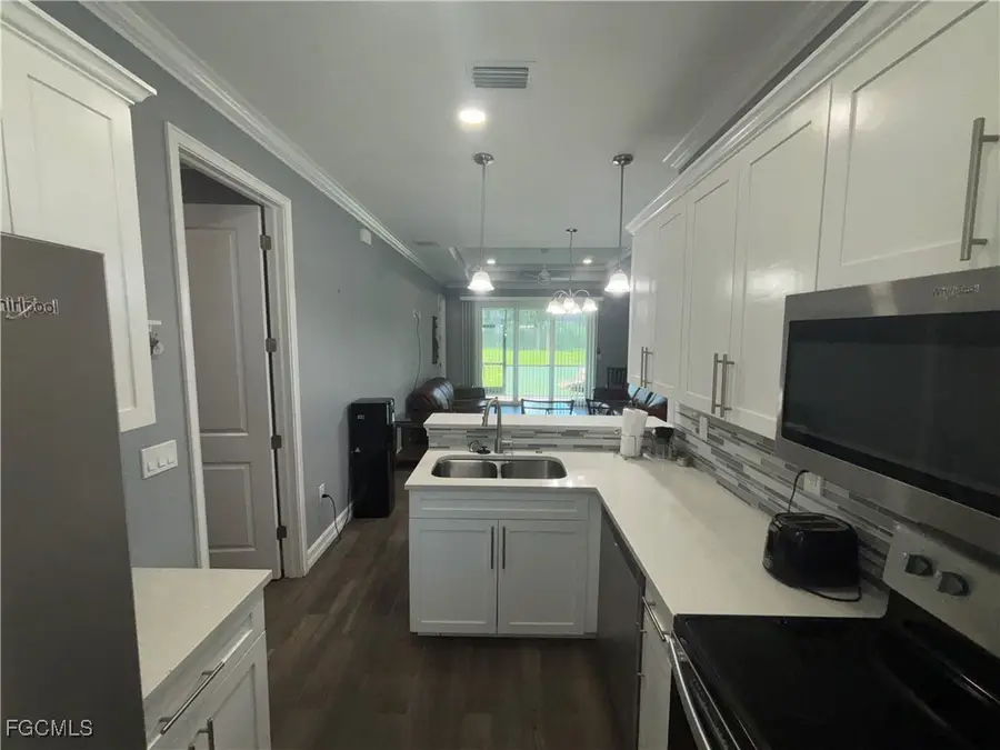 20 Roanoke Drive, Fort Myers, FL 33905 - Image #3