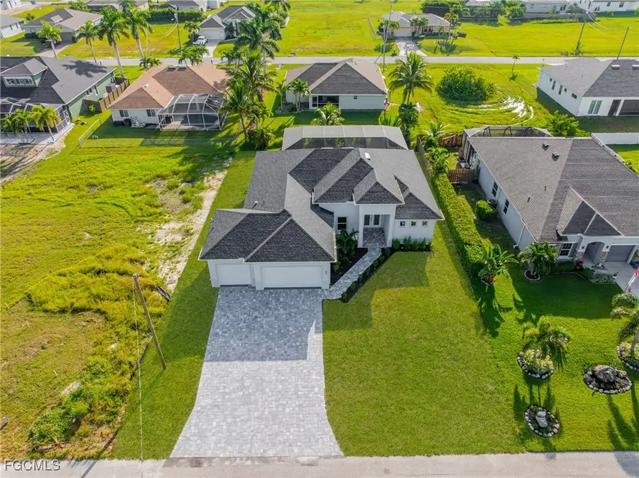 821 NW 37th Place, Cape Coral, FL 33993 - Image #3