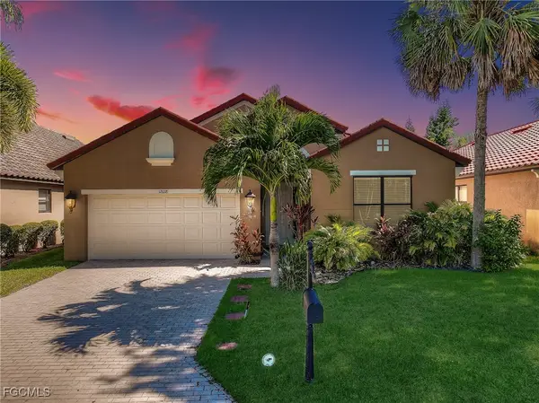 12018 Country Day Circle, Fort Myers, FL 33913