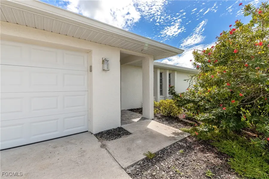 3207 SW 5th Place, Cape Coral, FL 33914 - Image #2