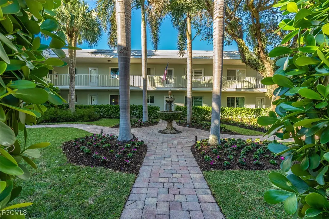 503 Broad Avenue S #503, Naples, FL 34102 - Image #1