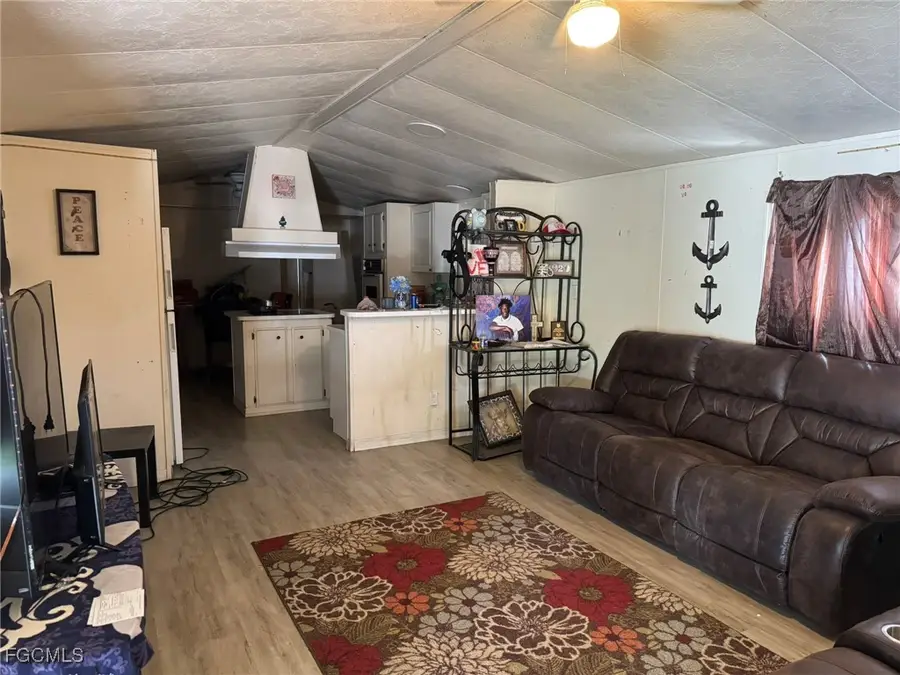 784 Avenue E Nw, Moore Haven, FL 33471 - Image #3