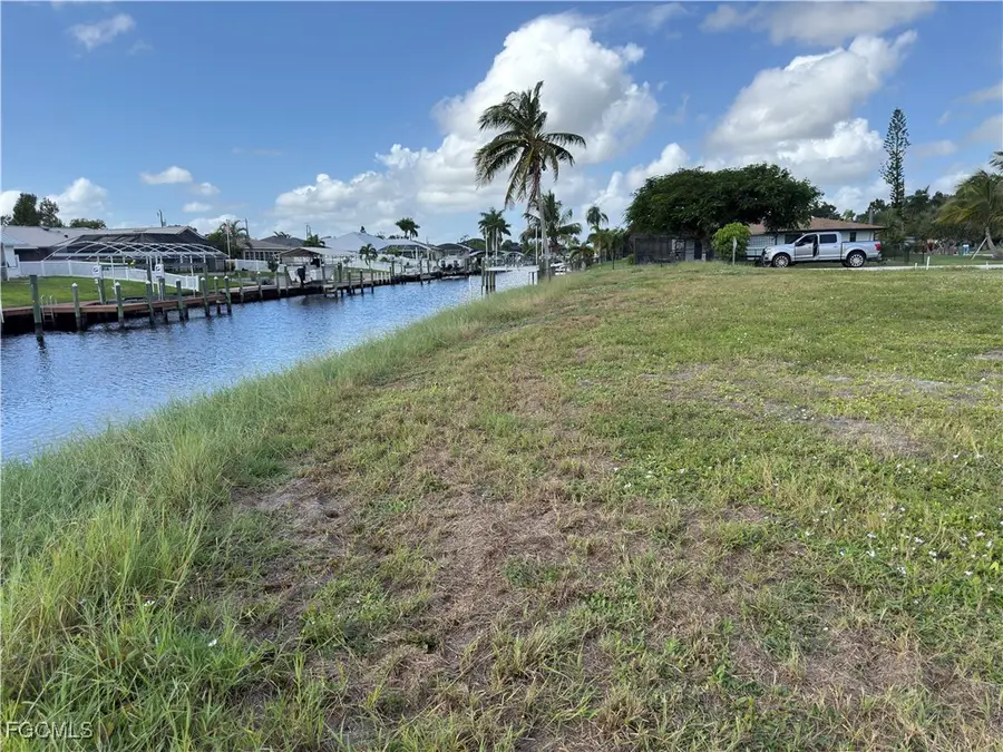 1521 SE 20th Avenue, Cape Coral, FL 33990 - Image #2