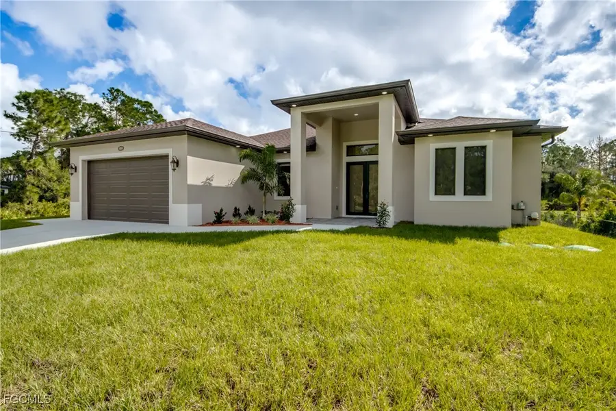 1104 Henry Avenue, Lehigh Acres, FL 33972 - Image #2