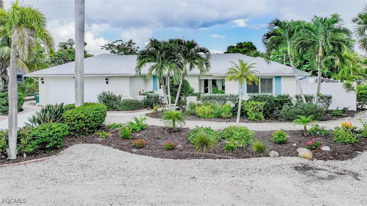 930 Lindgren Boulevard, Sanibel, FL 33957 - Image #1