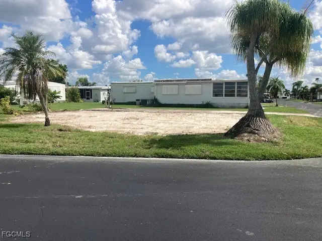 270 Valencia Drive, Fort Myers, FL 33905 - Image #3