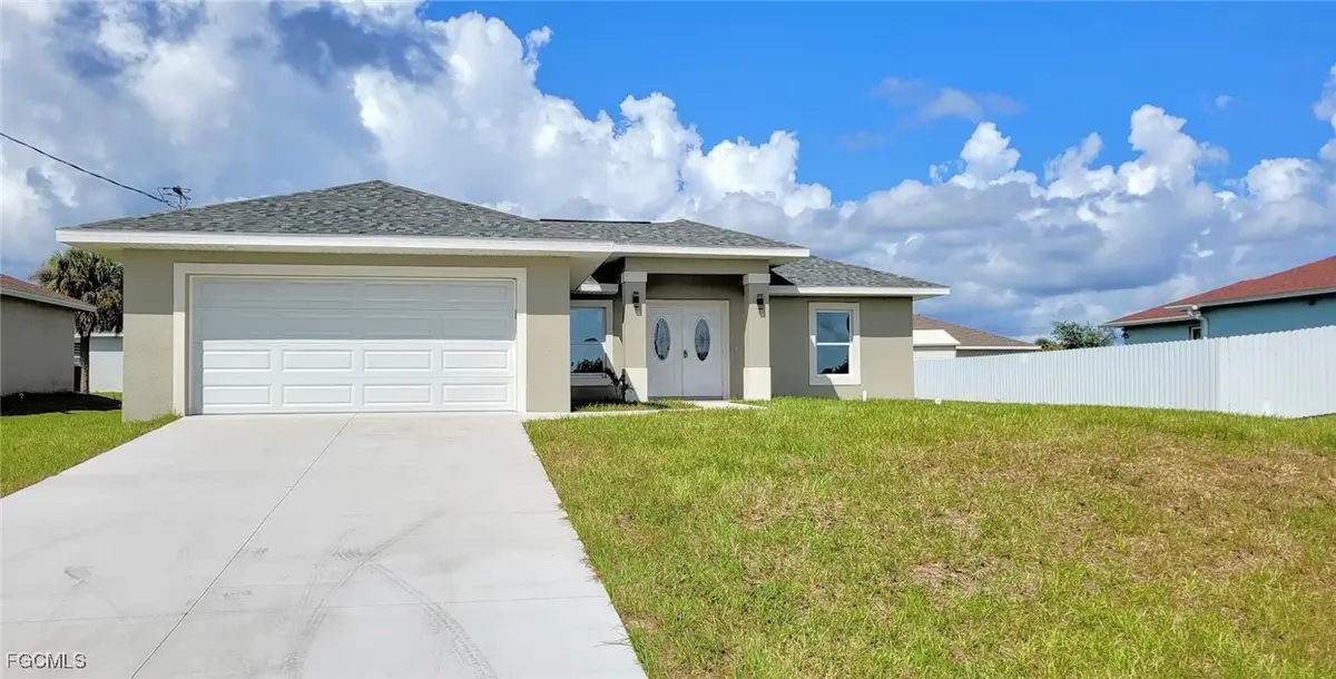 8038 Sunrise Circle, Labelle, FL 33935 - Image #1