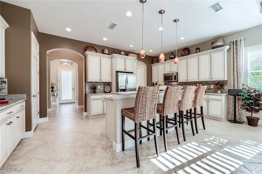 10574 Carena Circle, Fort Myers, FL 33913 - Image #3