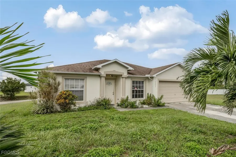 2203 Christopher Avenue N, Lehigh Acres, FL 33971 - Image #2