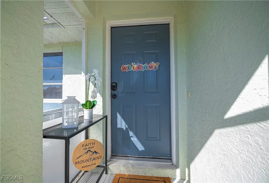 18530 Hottelet Circle, Port Charlotte, FL 33948 - #2